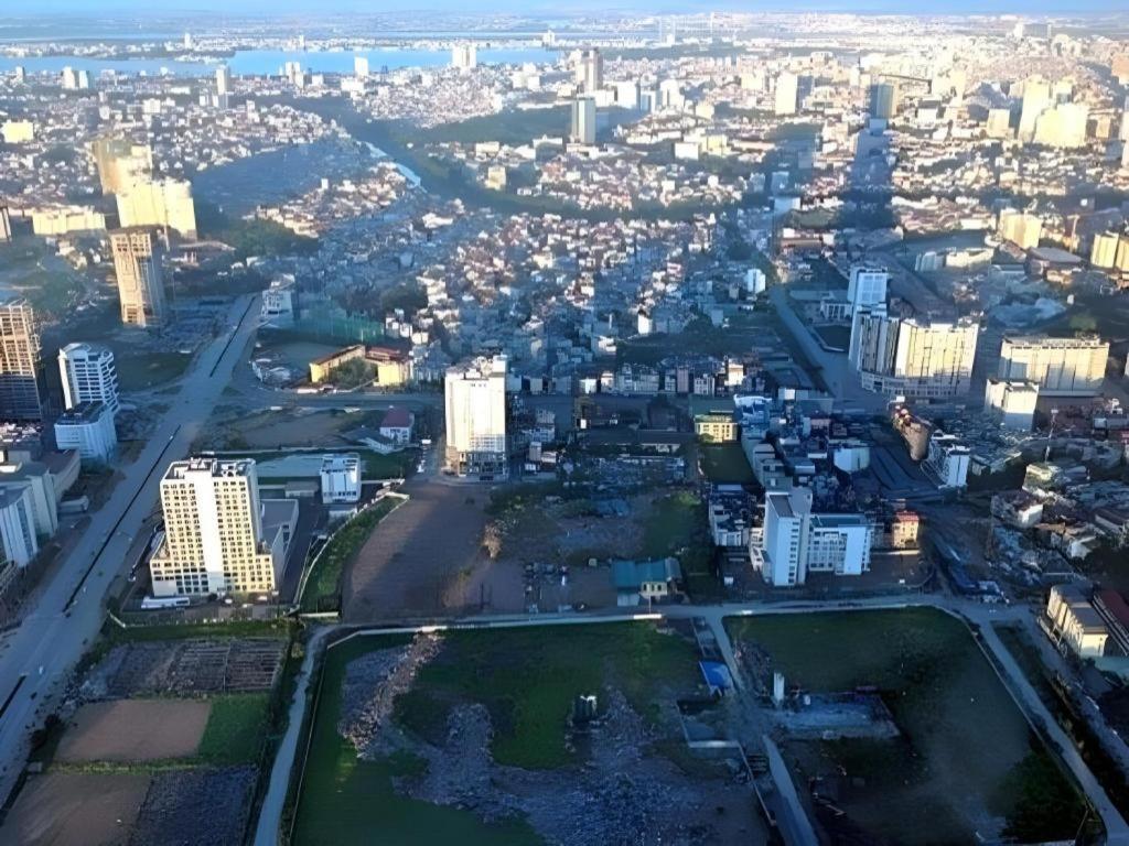 Calidas Landmark72 Royal Residence Ханой Экстерьер фото